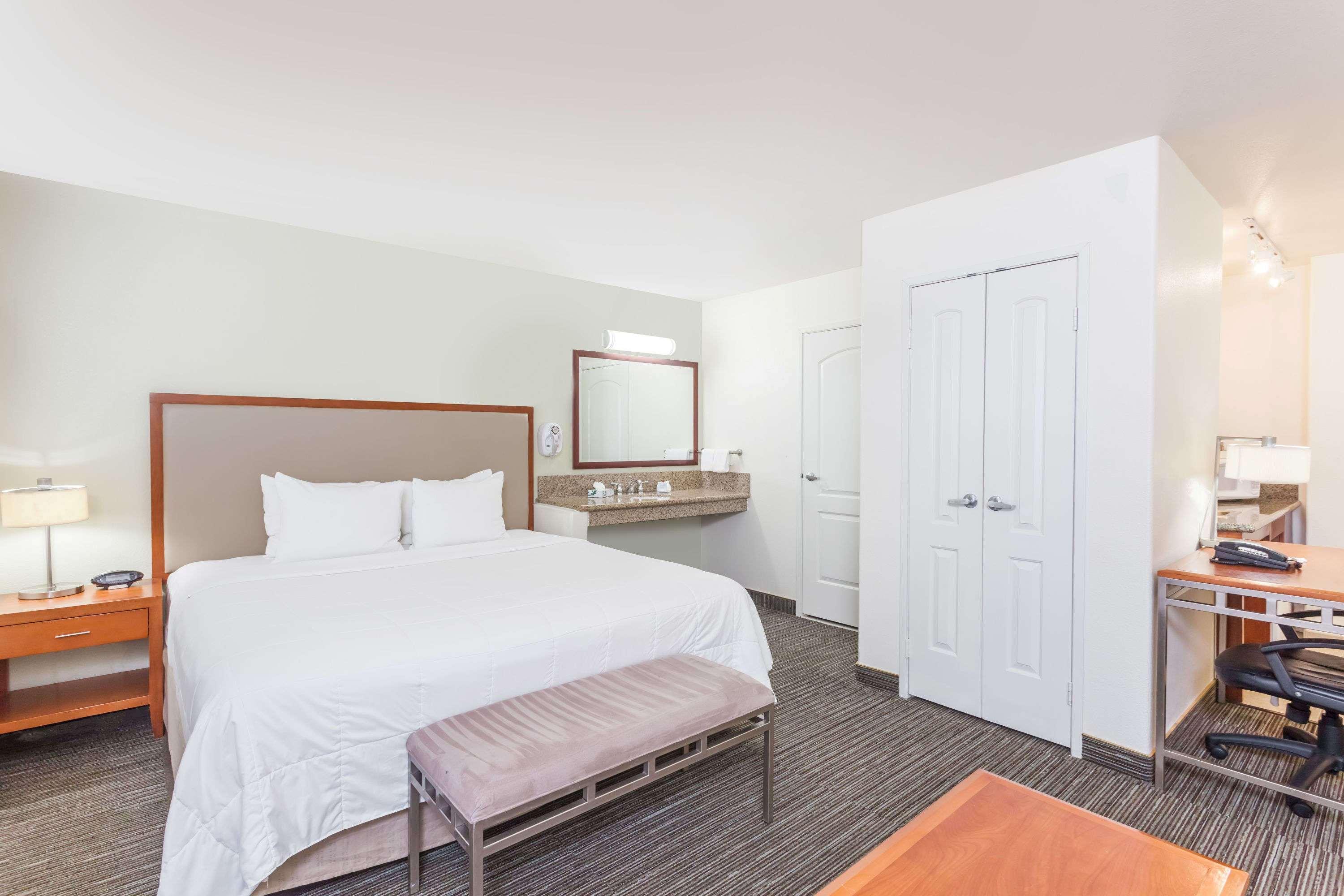 Hawthorn Suites Викторвилл Экстерьер фото